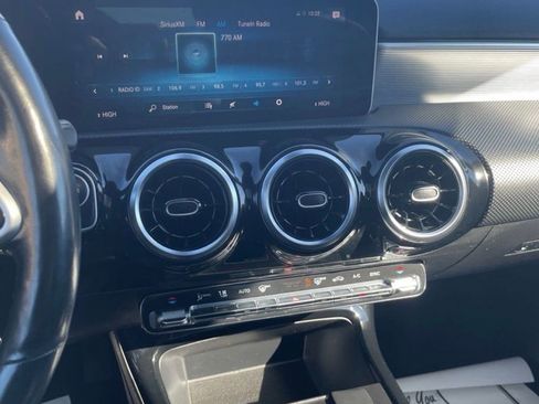 Used 2020 Mercedes-Benz A 220 4MATIC image 17