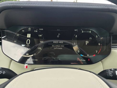 New 2026 Land Rover Range Rover SE AWD/4WD image 27