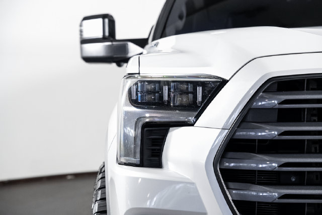 Used 2023 Toyota Sequoia Limited w/ Tow Technology Package RWD image 5