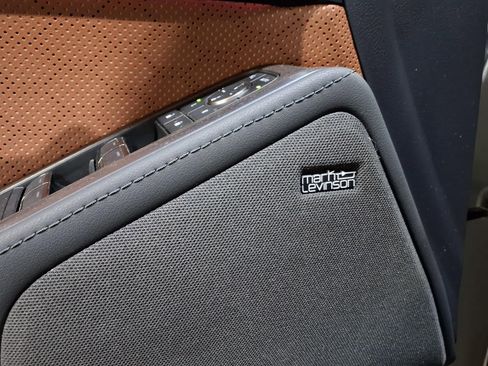 Used 2024 Lexus GX 550 w/ Cold Area Package image 19