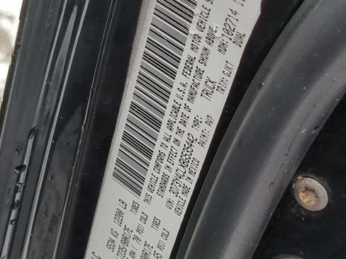 Used 2015 RAM 1500 Outdoorsman image 39