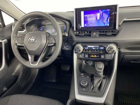 Used 2025 Toyota RAV4 XLE w/ Convenience Package AWD/4WD image 14