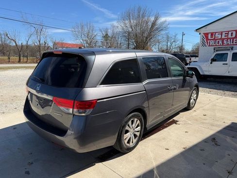 Used 2016 Honda Odyssey SE image 4