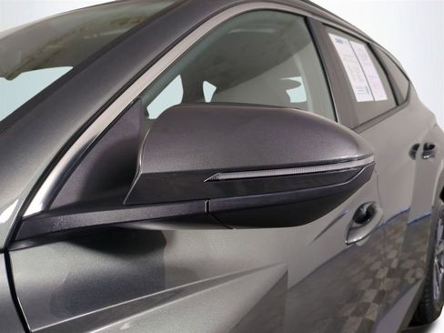 Used 2023 Hyundai Tucson Blue image 12