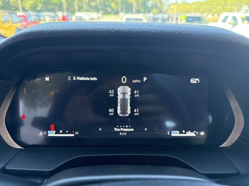 New 2025 Jeep Grand Cherokee Laredo X w/ Luxury Tech Group I image 19