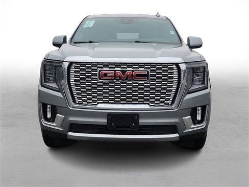 Certified 2023 GMC Yukon XL Denali image 2