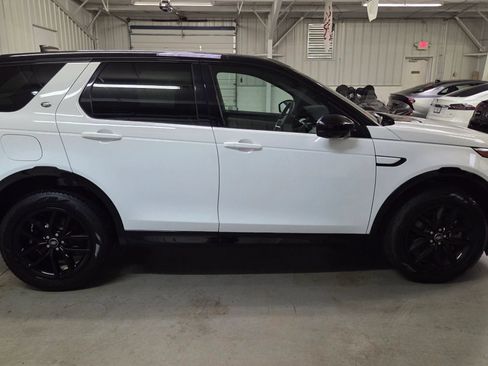 Used 2024 Land Rover Discovery Sport Dynamic SE AWD/4WD image 9