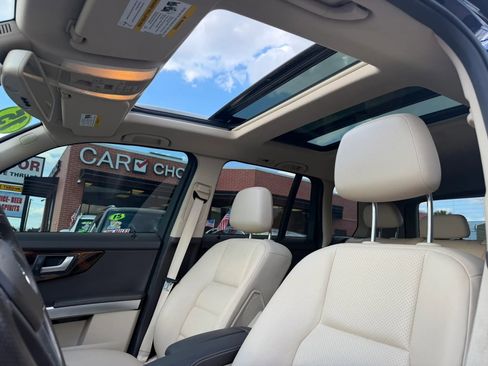 Used 2015 Mercedes-Benz GLK 350 2WD image 9