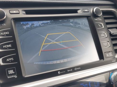 Used 2016 Toyota Highlander Limited AWD/4WD image 31