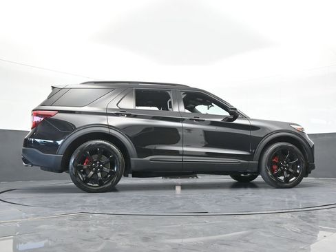 Used 2024 Ford Explorer ST w/ Equipment Group 401A AWD/4WD image 61