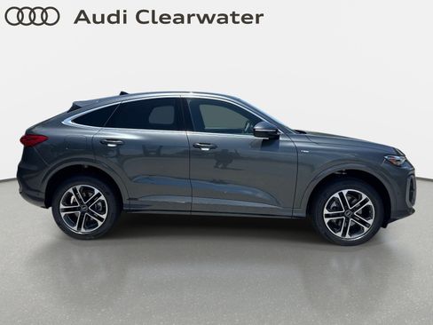 New 2026 Audi Q5 Premium AWD/4WD image 5