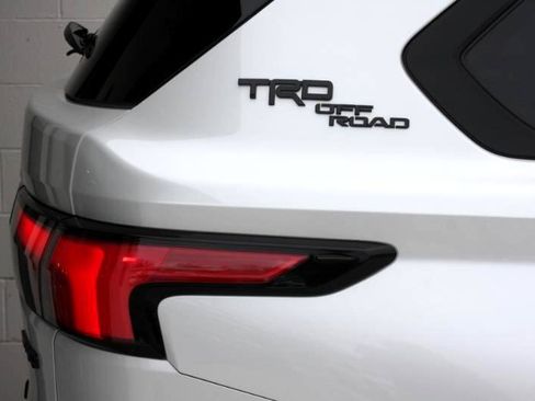 Used 2024 Toyota Sequoia Platinum w/ TRD Off-Road Package image 18