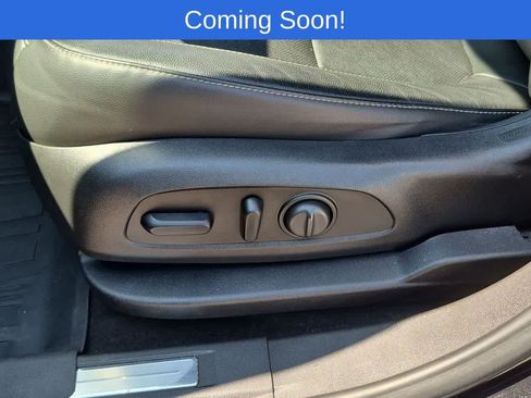 Used 2020 GMC Acadia SLT w/ Trailering Package AWD/4WD image 16