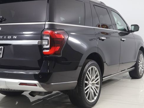 Used 2022 Ford Expedition Limited image 46