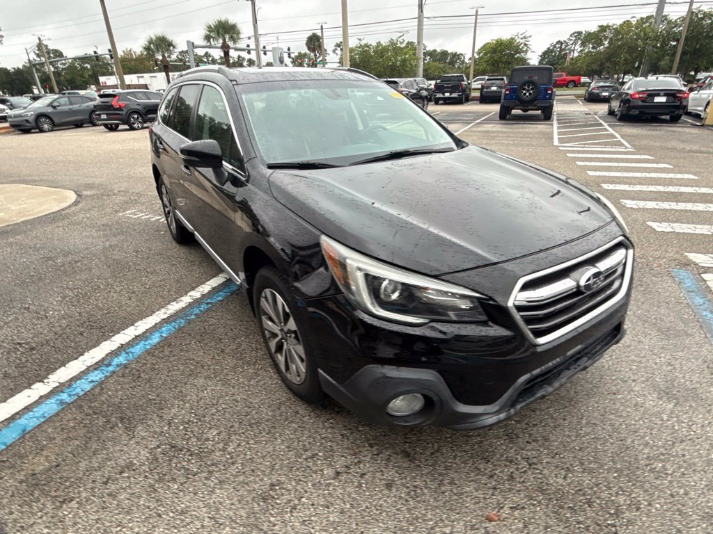 Used 2019 Subaru Outback 3.6R Touring AWD/4WD image 6
