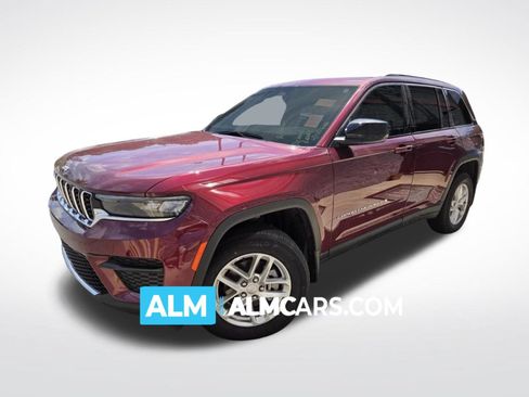 Used 2025 Jeep Grand Cherokee Laredo w/ Luxury Tech Group I AWD/4WD image 1