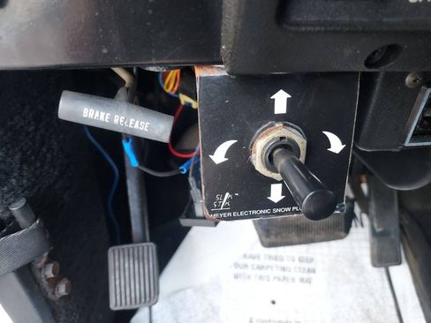 Used 1987 Jeep Wrangler Laredo AWD/4WD image 15