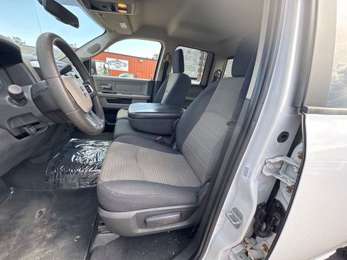 Used 2011 RAM 1500 Classic SLT image 11
