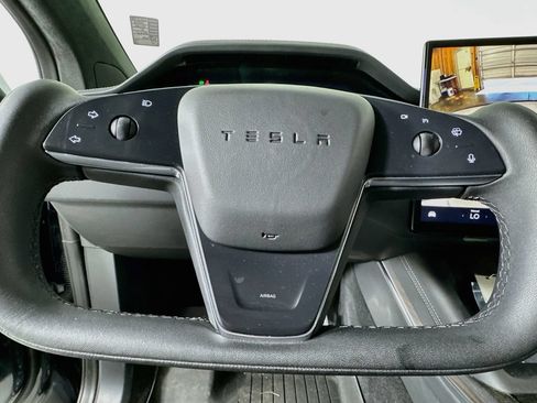 Used 2024 Tesla Model X AWD/4WD image 54