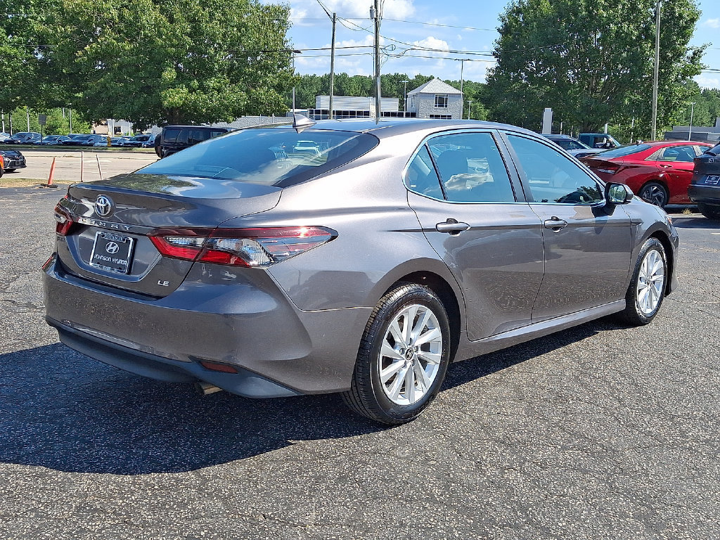 Used 2023 Toyota Camry LE FWD image 17