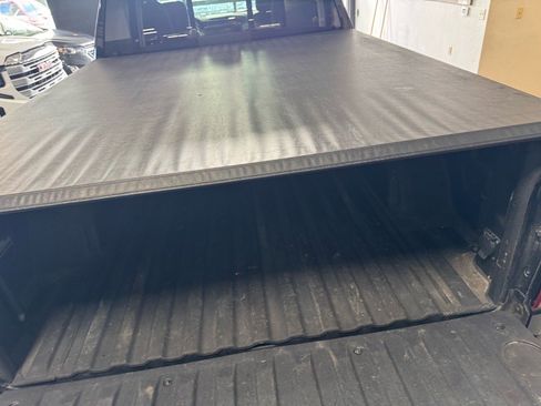 Used 2022 Chevrolet Silverado 1500 LTZ w/ LTZ Convenience Package II image 9