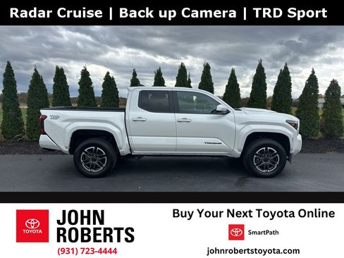 Used 2024 Toyota Tacoma TRD Sport image 1