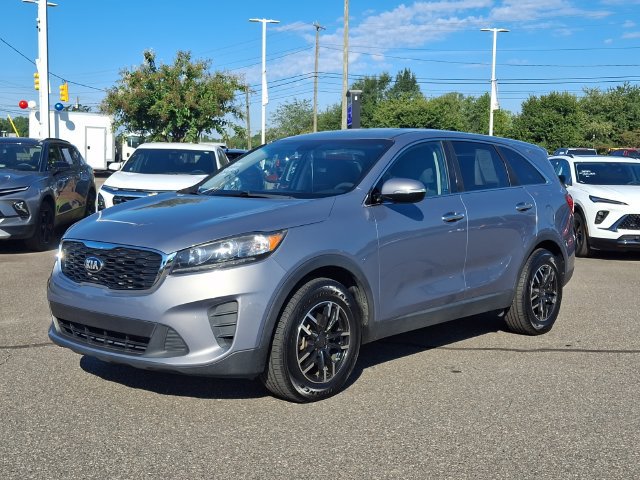 Used 2020 Kia Sorento FWD V6 image 1