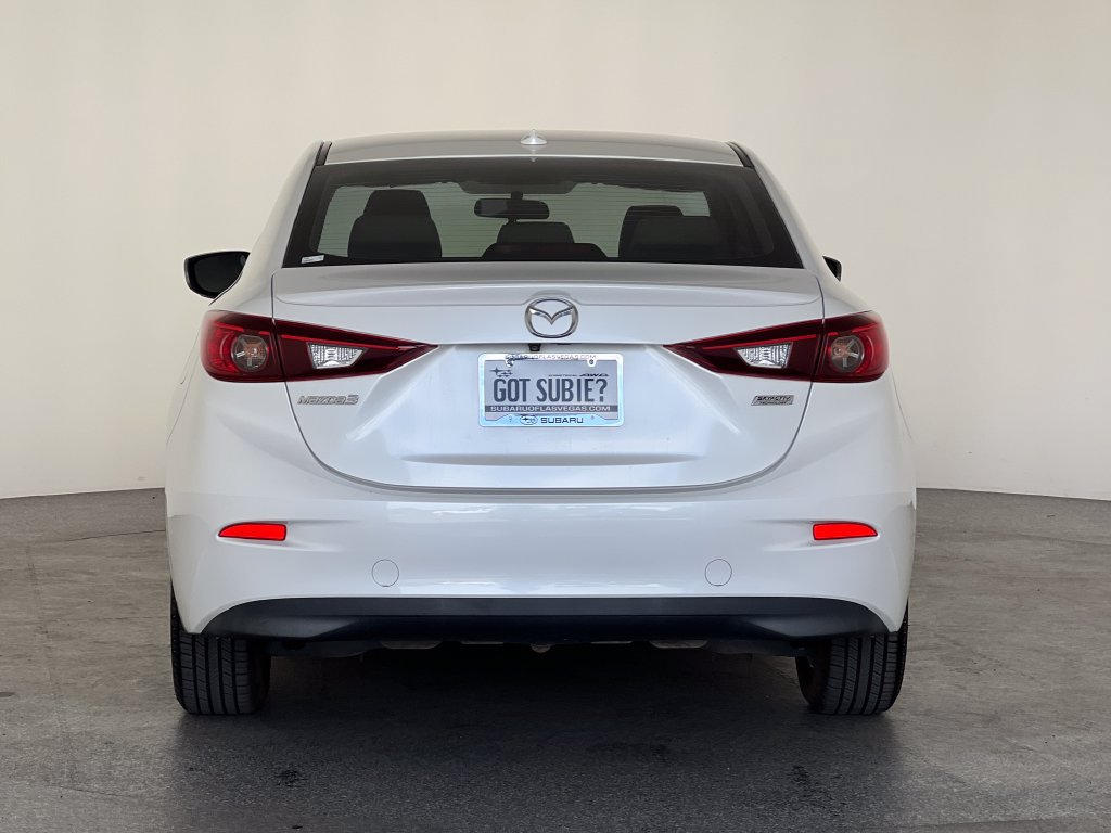 Used 2014 MAZDA MAZDA3 i Touring w/ Technology Package FWD image 5