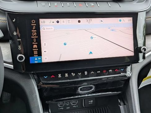 New 2026 Jeep Grand Cherokee Limited AWD/4WD image 25