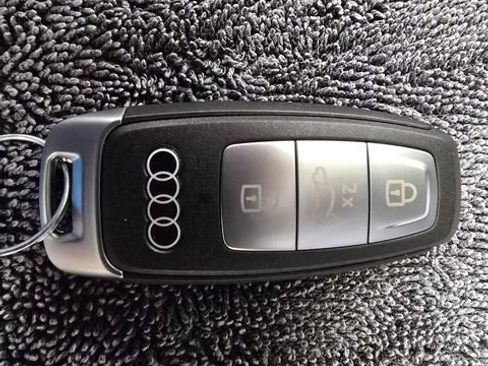 New 2026 Audi Q3 quattro 2.0T image 40