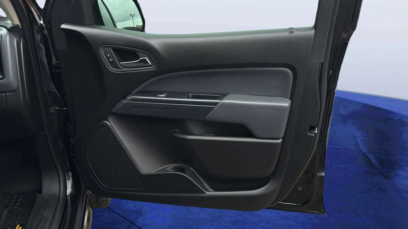 Used 2020 Chevrolet Colorado Z71 AWD/4WD image 19