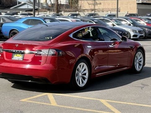 Used 2018 Tesla Model S 75D image 7