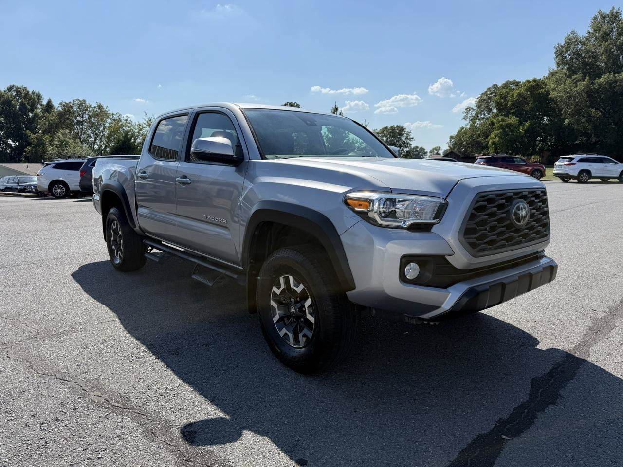 Used 2020 Toyota Tacoma TRD Off-Road w/ Technology Package AWD/4WD image 9