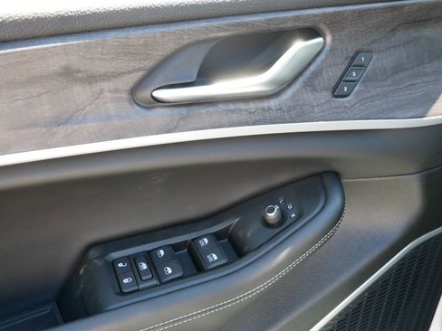 New 2025 Jeep Grand Cherokee Limited 4xe image 18