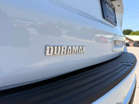 Used 2021 Chevrolet Tahoe LT w/ Rear Media and Nav Package AWD/4WD image 42