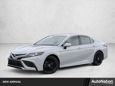 Used 2023 Toyota Camry XSE image 1