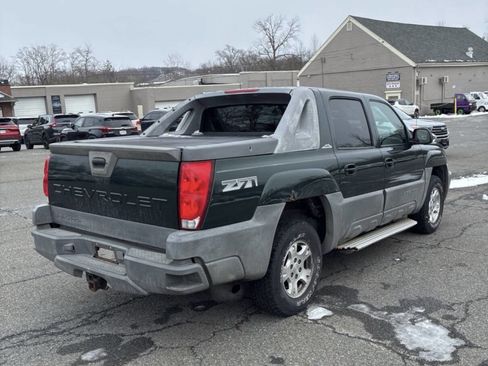 Used 2002 Chevrolet Avalanche 4x4 w/ Off-Road Suspension Pkg image 5