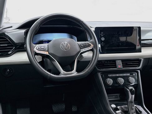 Used 2025 Volkswagen Taos S AWD/4WD image 18