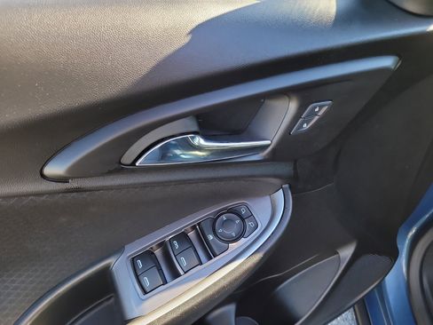 Used 2024 Chevrolet Malibu LT image 17