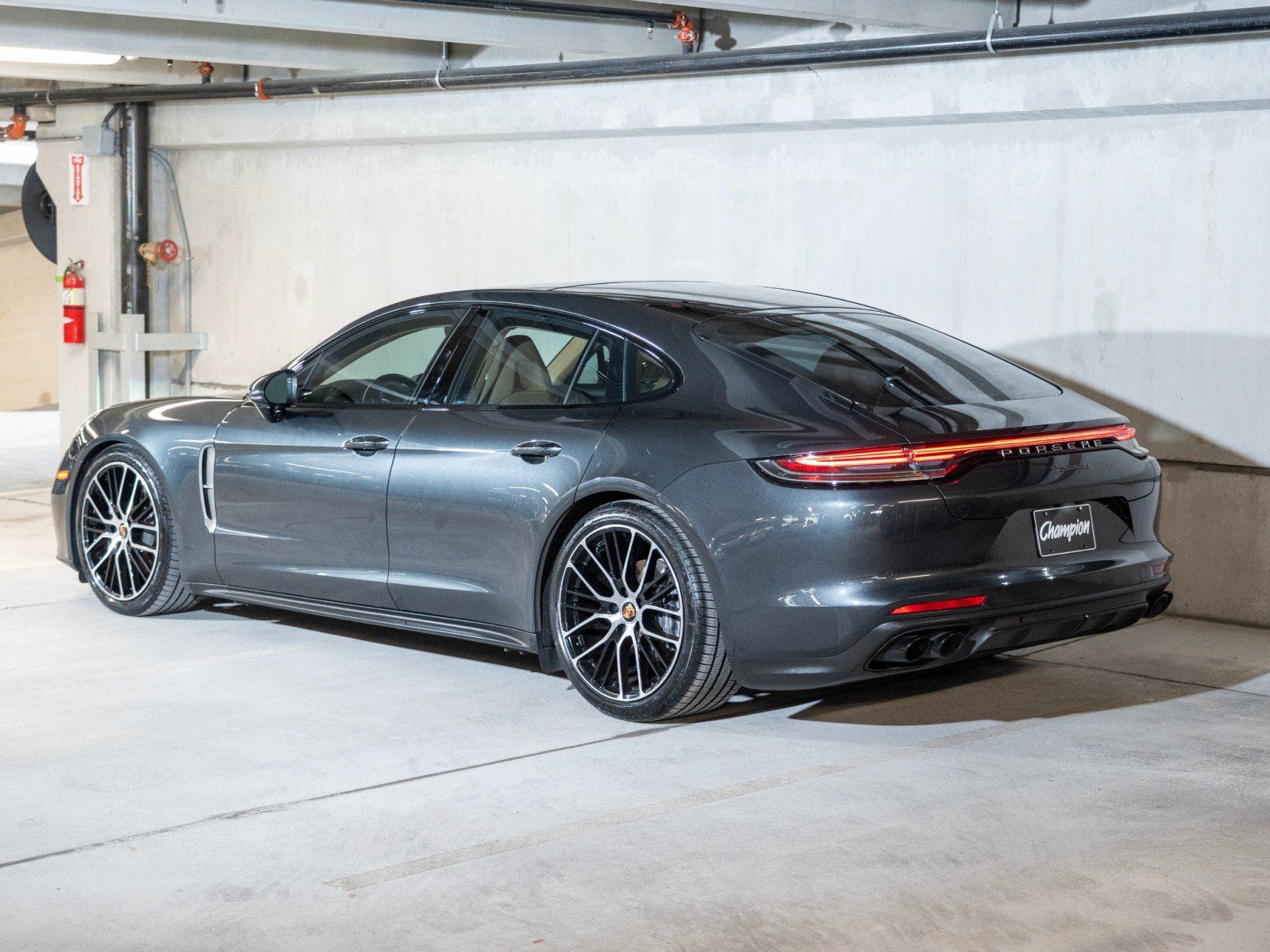 Certified 2023 Porsche Panamera Platinum Edition RWD image 3