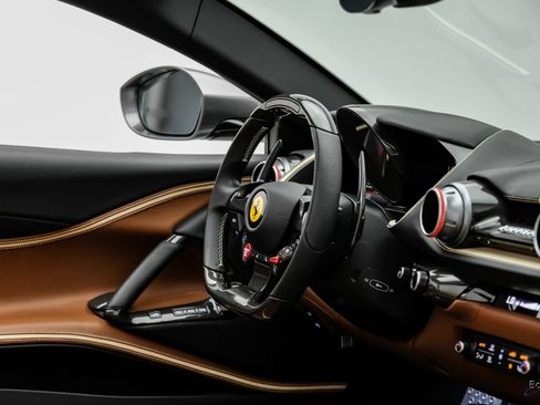 Used 2022 Ferrari 812 GTS RWD image 69