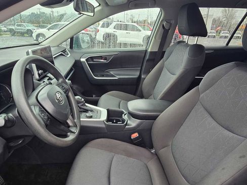 Certified 2025 Toyota RAV4 XLE image 22
