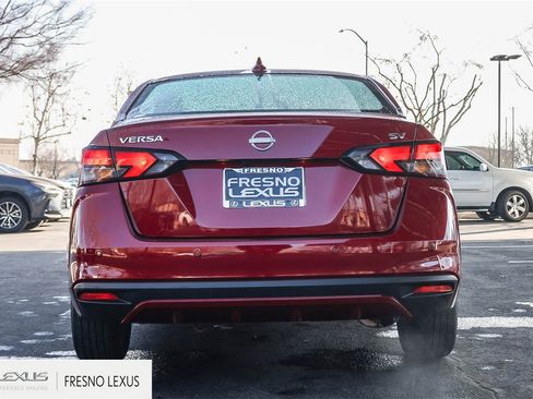 Used 2024 Nissan Versa SV image 5