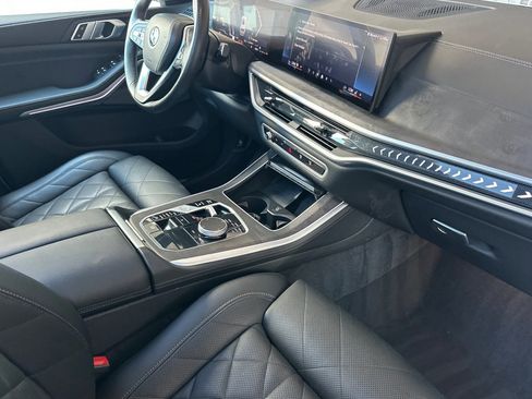 Used 2024 BMW X5 sDrive40i w/ Premium Package image 16