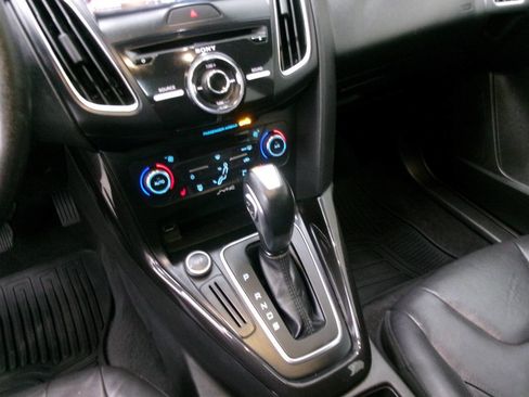 Used 2015 Ford Focus Titanium image 30