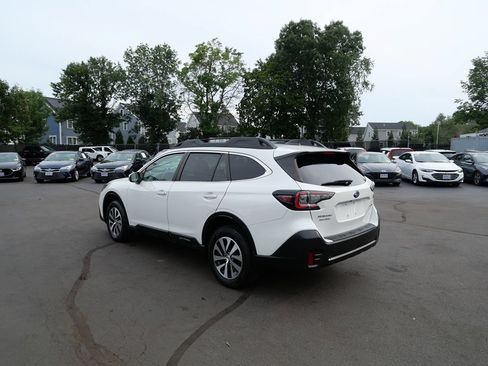 Used 2020 Subaru Outback Premium AWD/4WD image 5