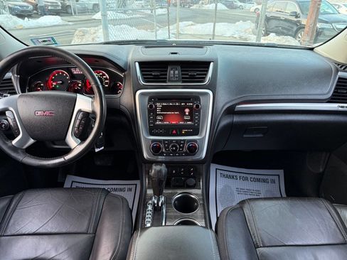 Used 2015 GMC Acadia SLT image 18