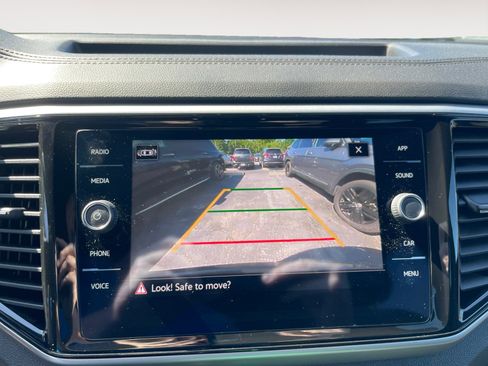 Used 2023 Volkswagen Atlas Cross Sport SE w/ Black Wheel Package FWD image 19