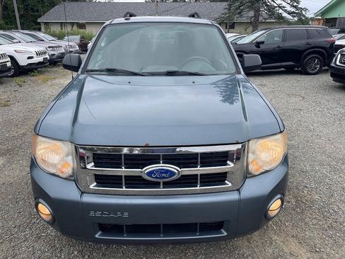 Used 2011 Ford Escape XLT FWD image 2