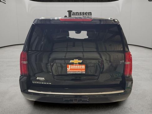 Used 2016 Chevrolet Suburban LTZ image 7